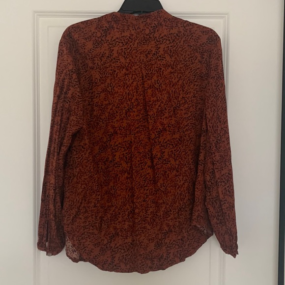 Patterned Blouse - Picture 6 of 6